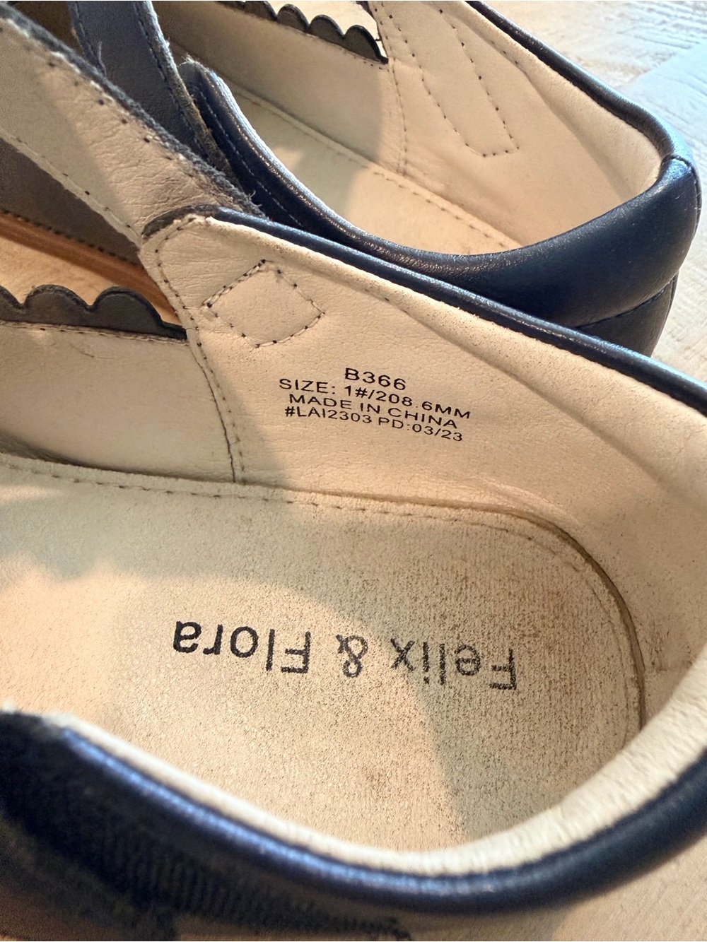 Girls size 1 Mary Janes bundle - Picture 9 of 9